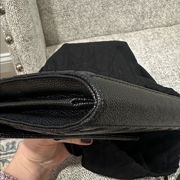 Yves Saint Laurent Black Shoulder Bag - Picture 7 of 13